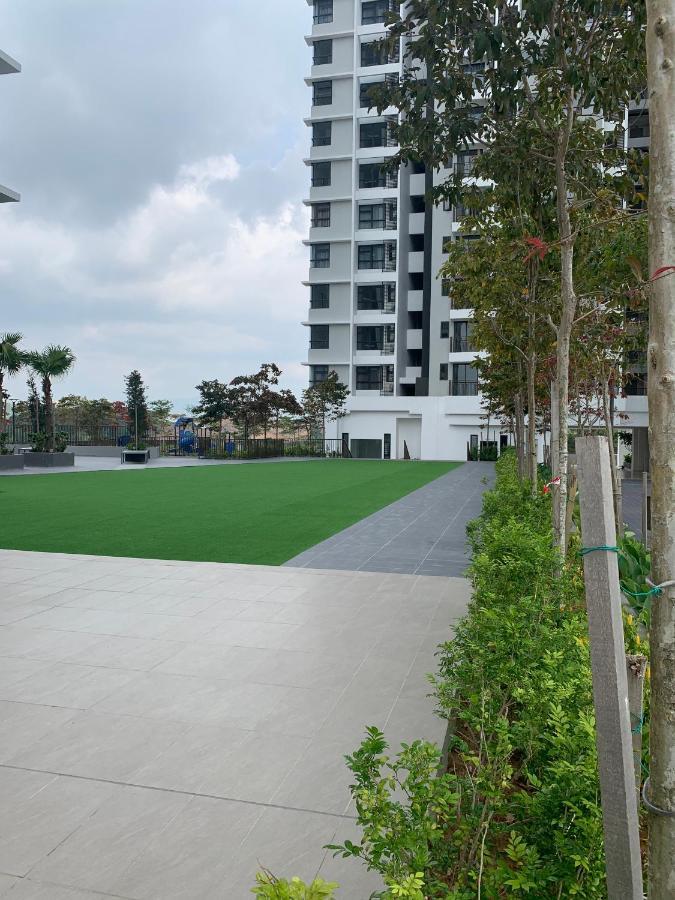 LuxStudio Tiara Imperio Bangi Exterior foto